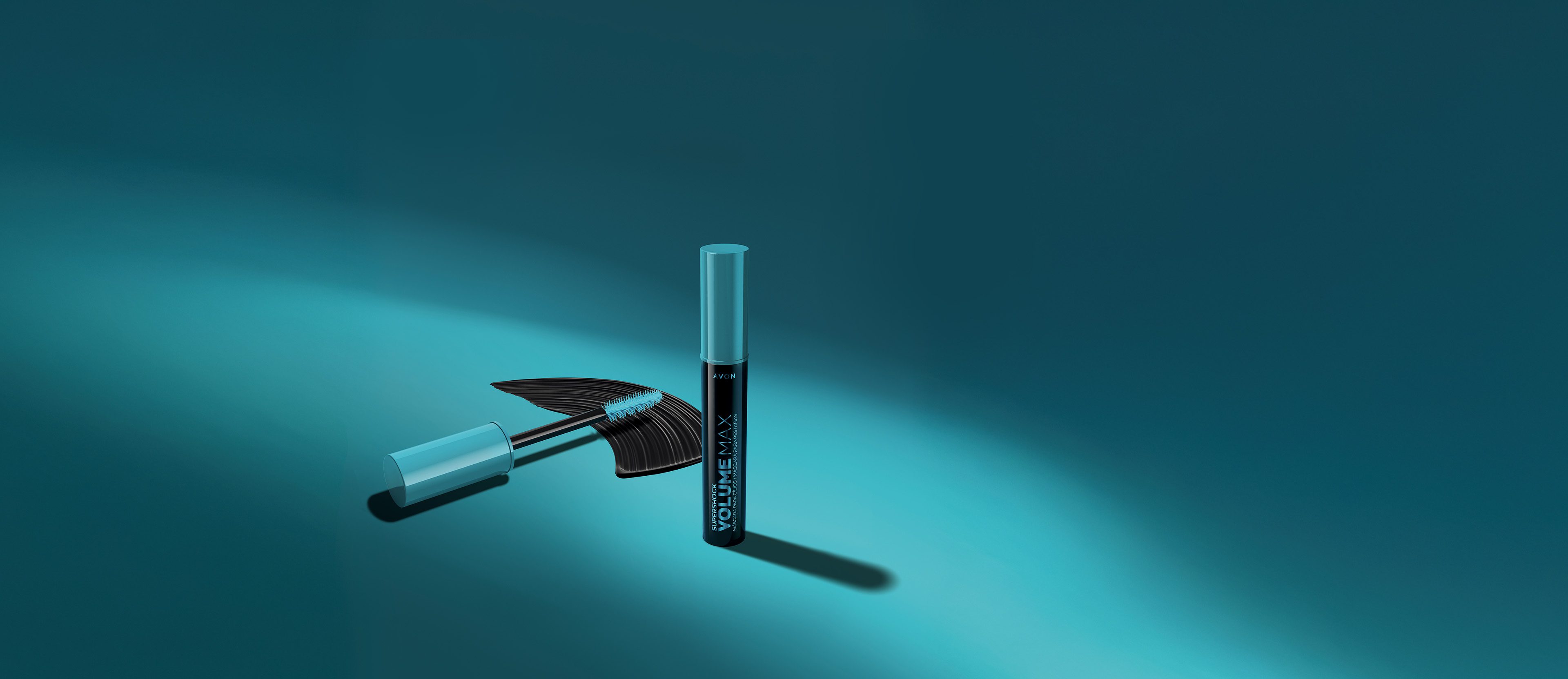 Máscara de cílios Supershock Volume Max—combinação de cuidado e impacto