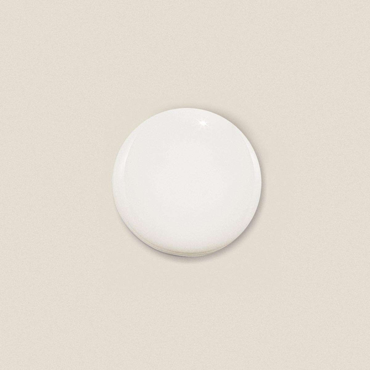 Aplicação do Esmalte 3D Gel Una com efeito plumping