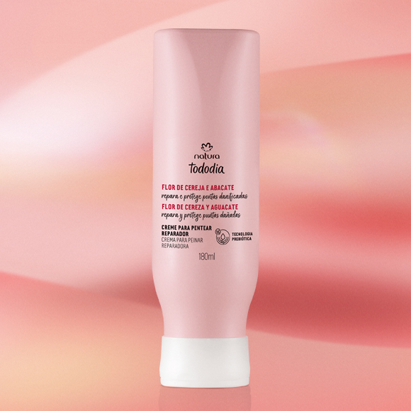 1766483780 788 Creme para Pentear Reparador Tododia Flor de Cereja e Abacate