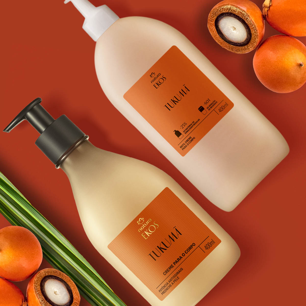Kit Ekos Tukumã Creme para o Corpo e Refil 5 Aplicação do creme no corpo