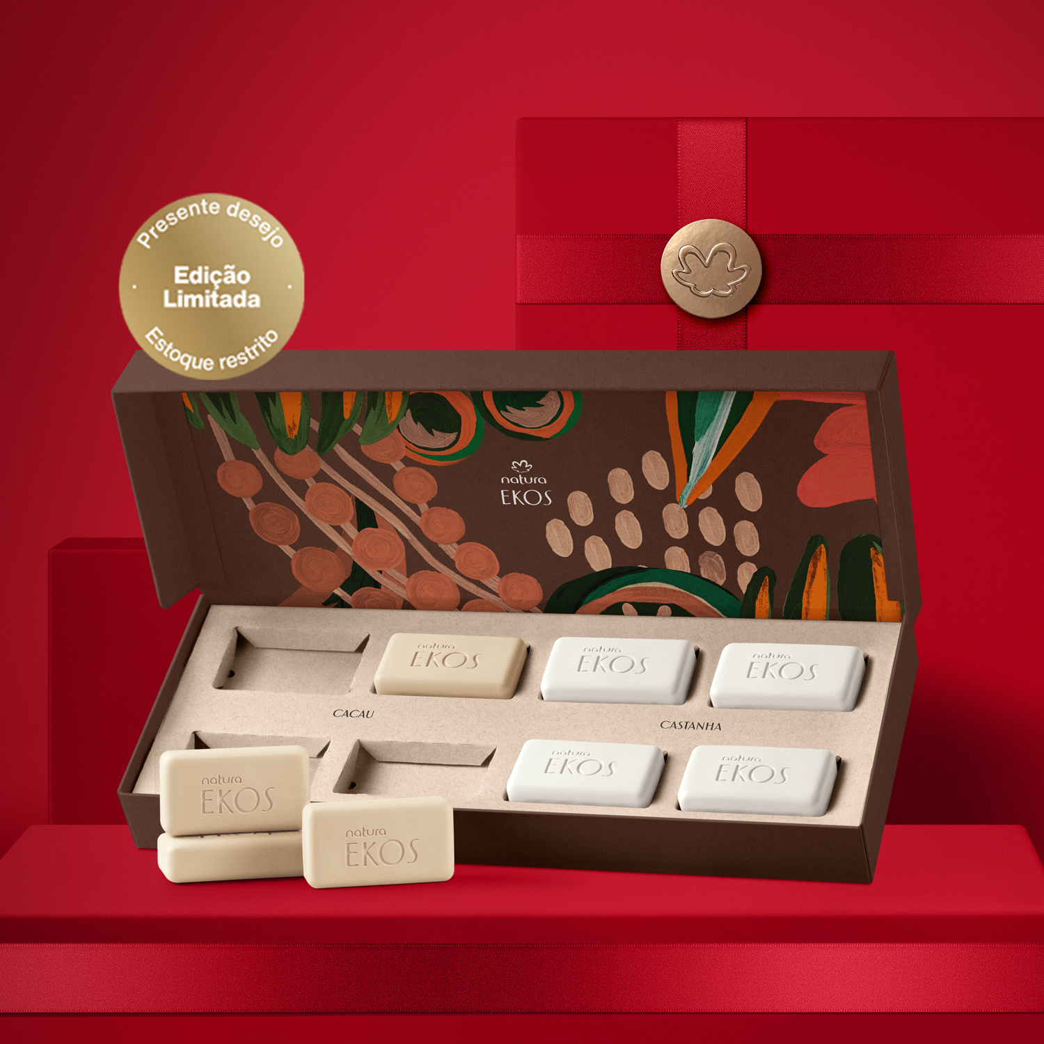 Sabonetes em miniatura Ekos Cacau e Castanha de perto