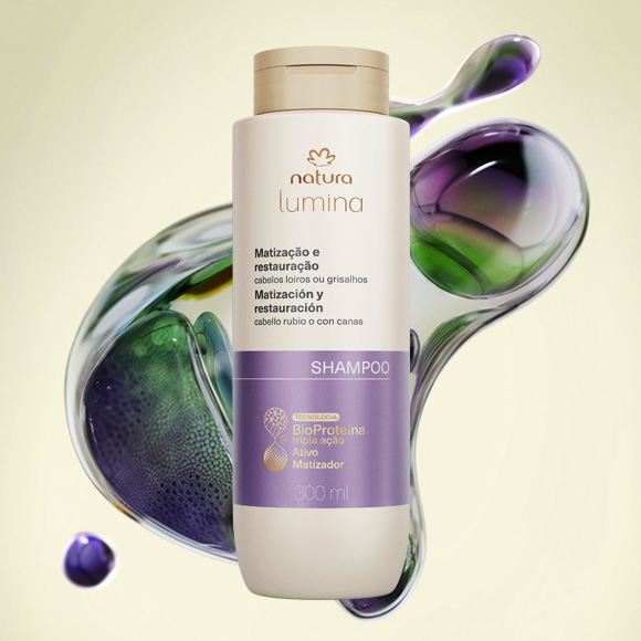 Shampoo Lumina em uso no banho