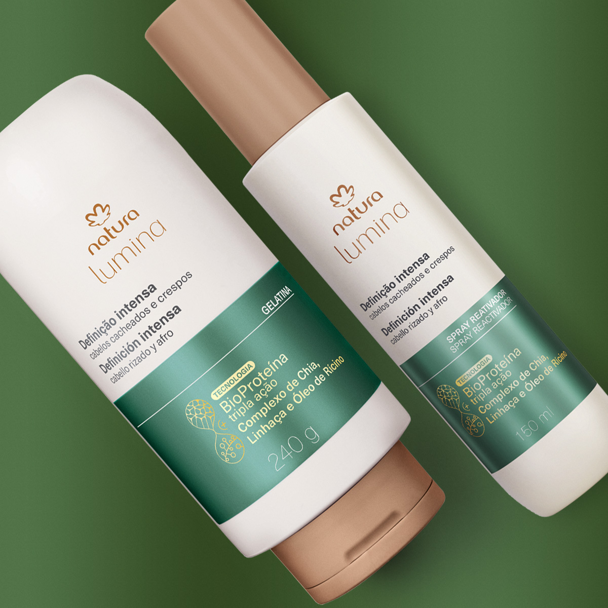 Close-up dos produtos do Kit Lumina com embalagens elegantes