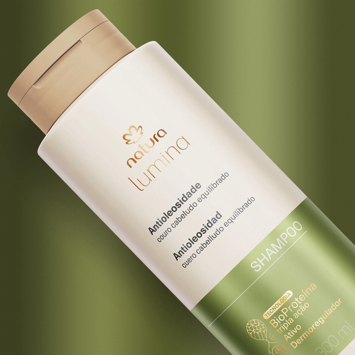 Outra visão do Shampoo Antioleosidade Lumina
