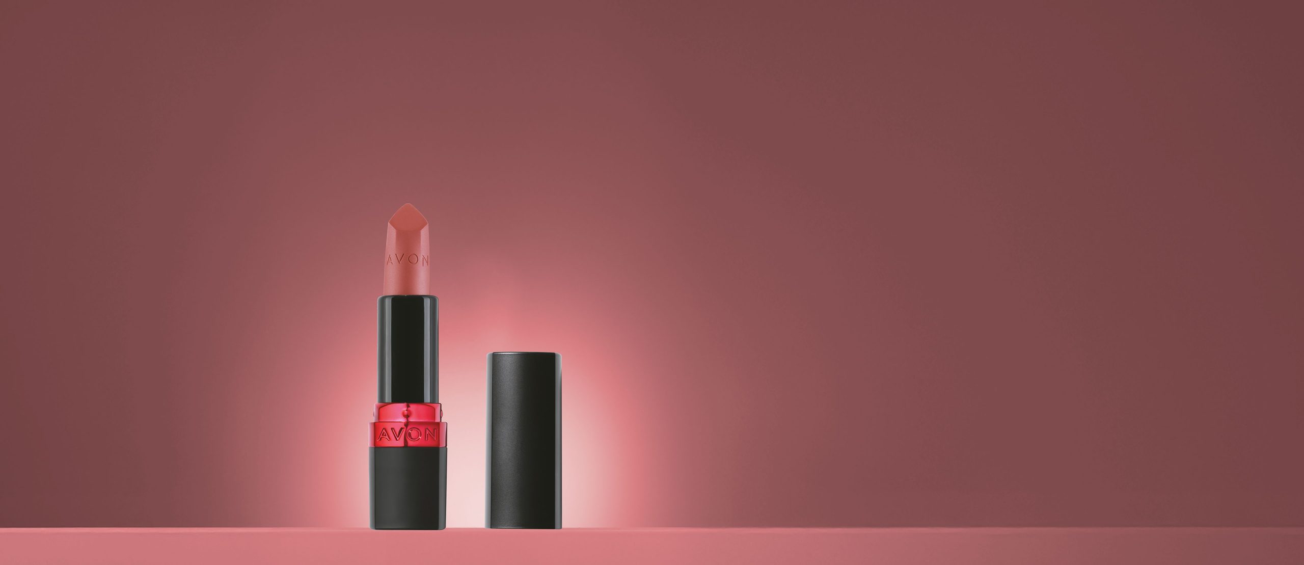 Avon Ultra Color Batom Matte 36G scaled