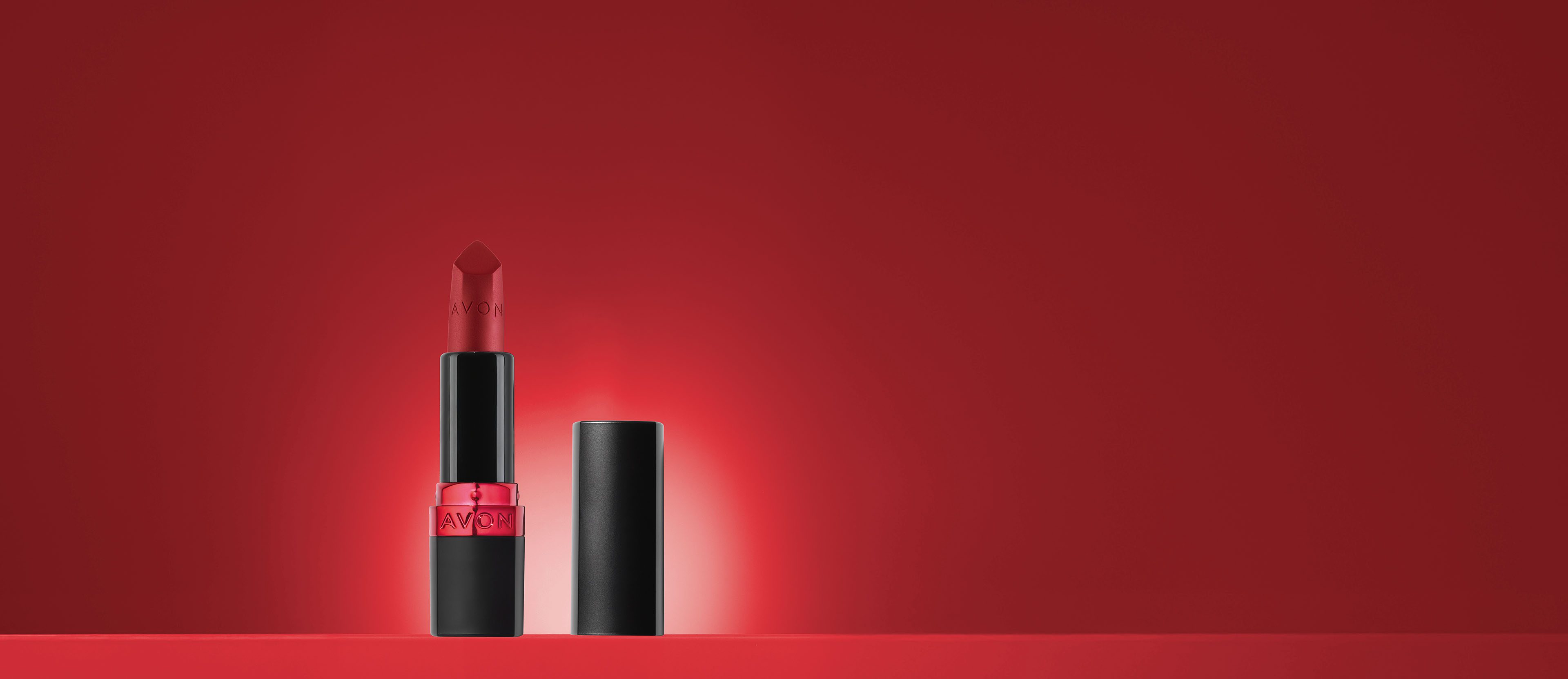Avon Ultra Color Batom Matte FPS 30