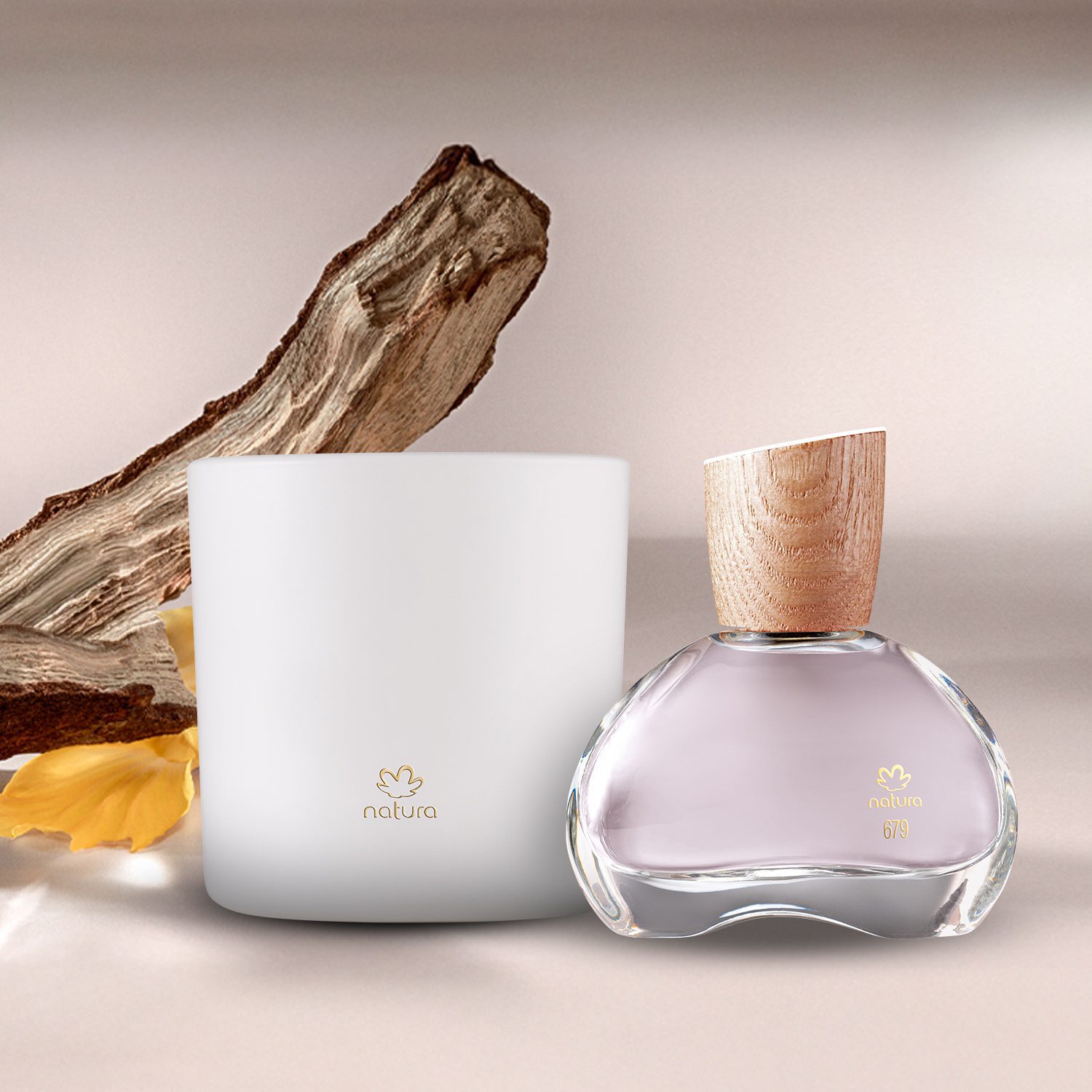 Kit Eau de Parfum Natura 679 Ambrette Copaíba e Vela Perfumada 774 Rosa Capitiú (2 produtos) 2 Kit Eau de Parfum Natura 679 Ambrette Copaiba e Vela