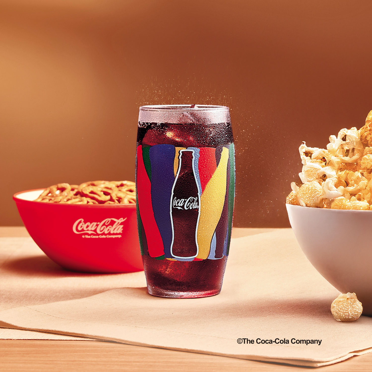1768039959 263 Copo de Vidro Coca Cola Arco Iris