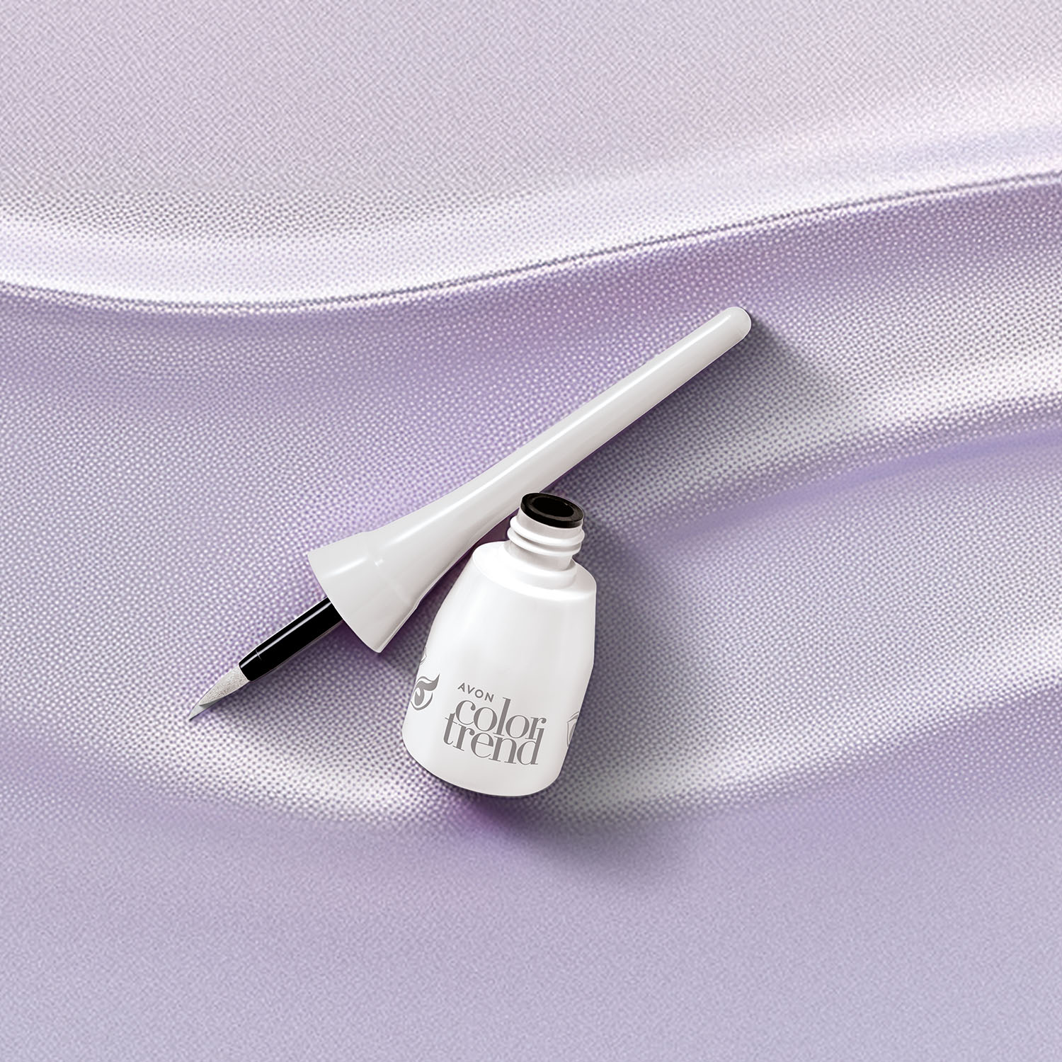 1768148974 824 Avon Color Trend Delineador Liquido