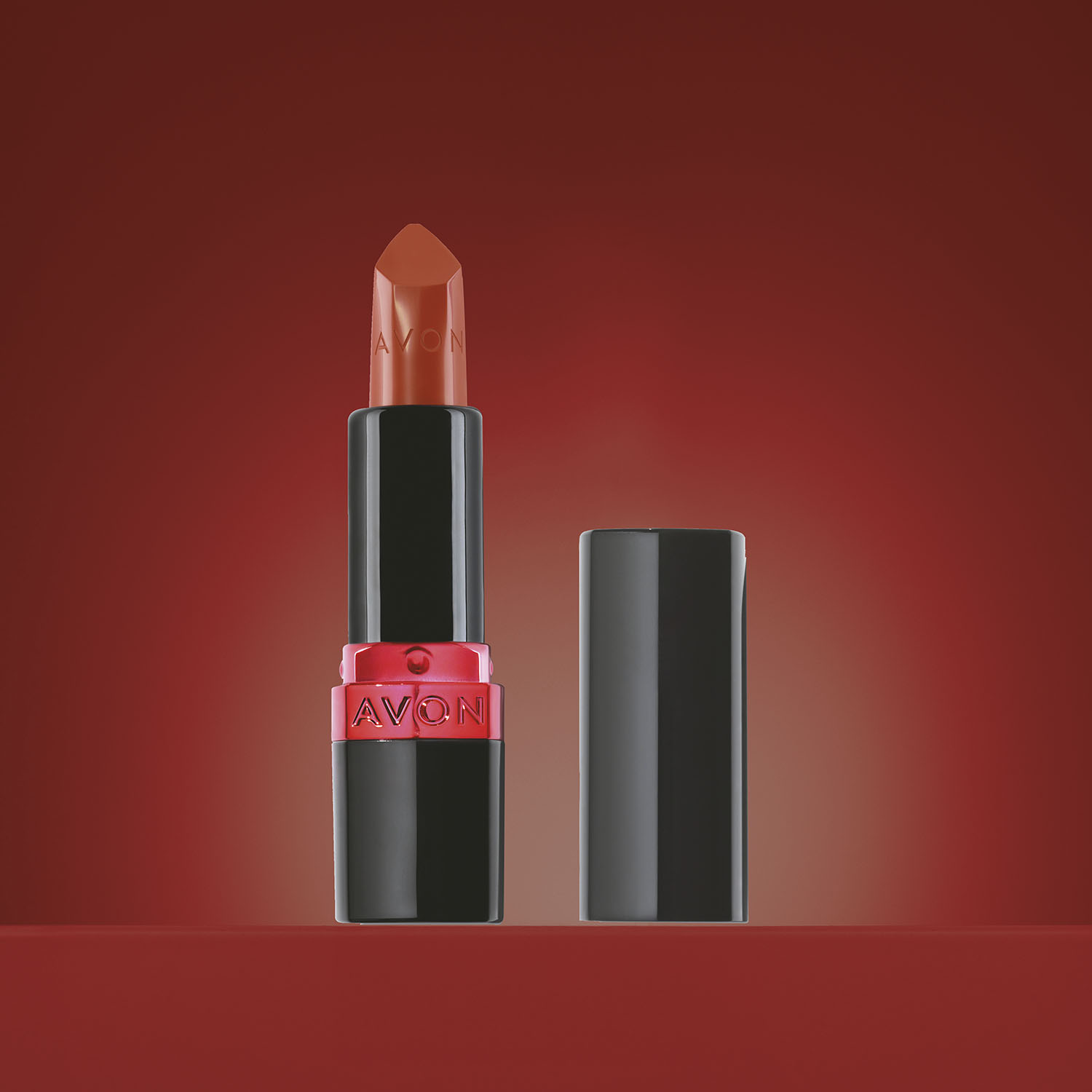 Avon Ultra Color Batom Cremoso FPS 50