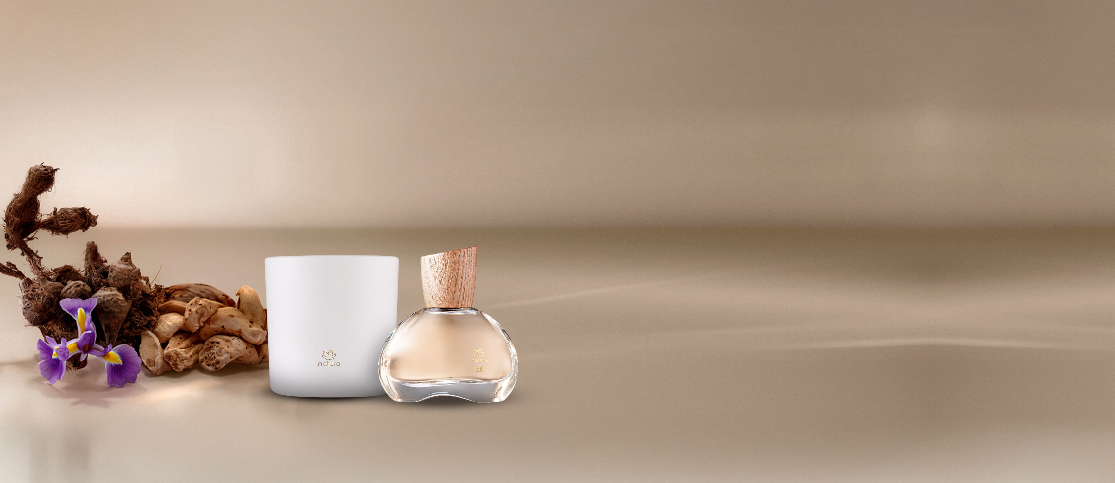Kit Eau de Parfum Natura 505 Íris Priprioca e Vela Perfumada 774 Rosa Capitiú (2 produtos) 2 Kit Eau de Parfum Natura 505 Iris Priprioca e Vela
