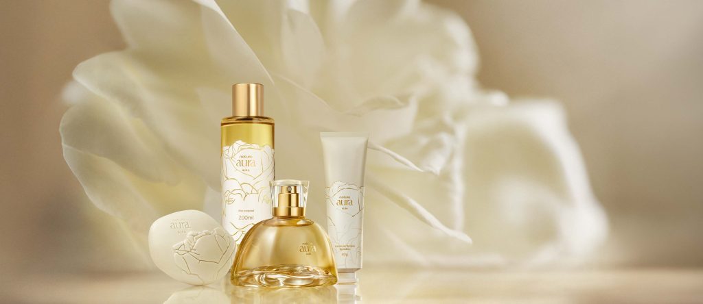 Kit Eau de Parfum, Óleo Corporal, Creme para Mãos e Sabonete Natura Aura Alba (4 produtos)