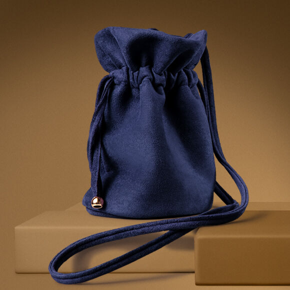 1789866983 375 Bolsa Tiracolo Bucket Essencial Oud 1 unidade