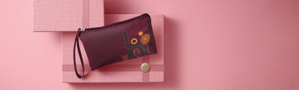 Bolsa de Mão Clutch Natura Crer Para Ver