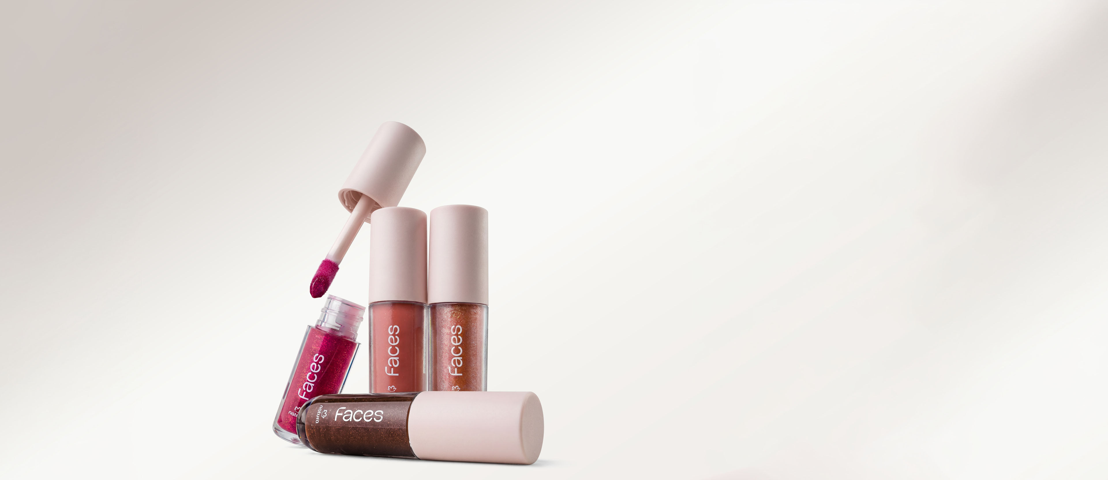 1793239664 942 Gloss Faces 4 ml